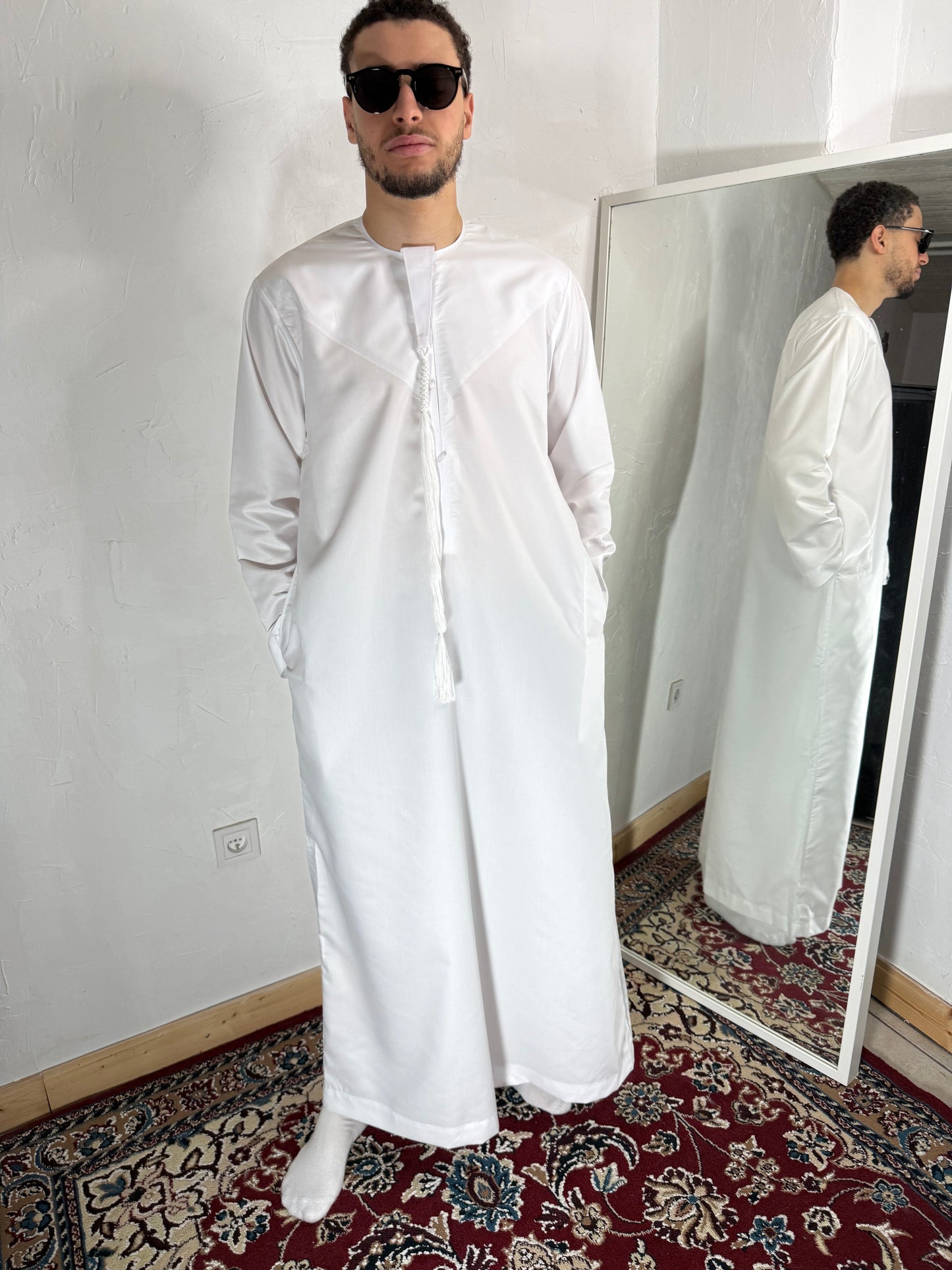 Emirati Signature — White Edition