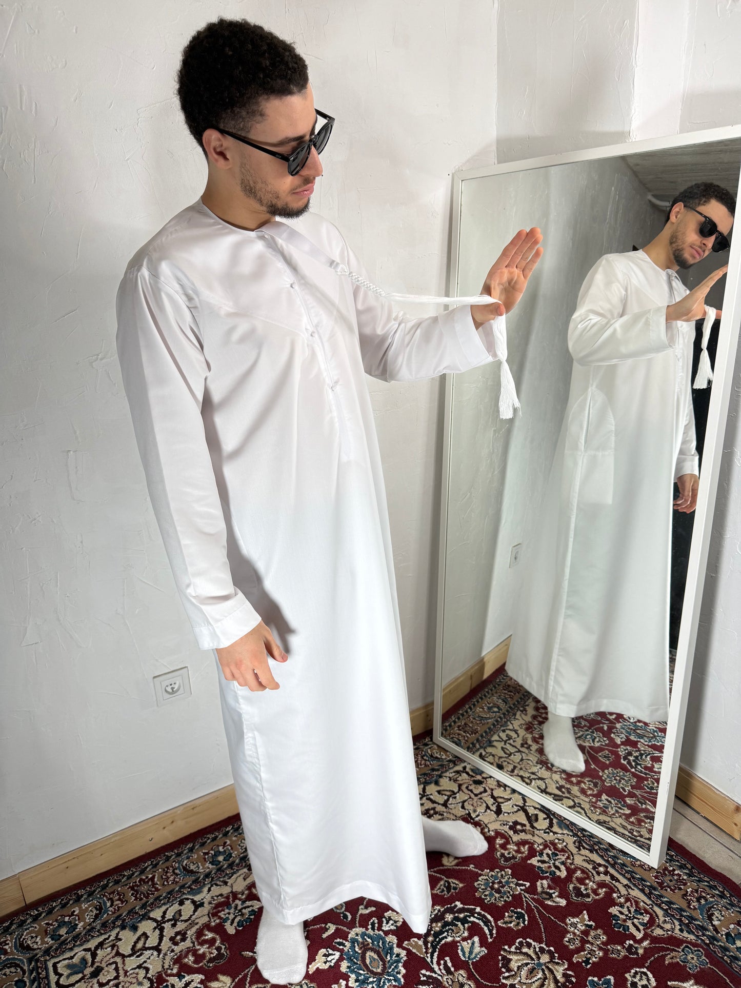Emiratis Blanc